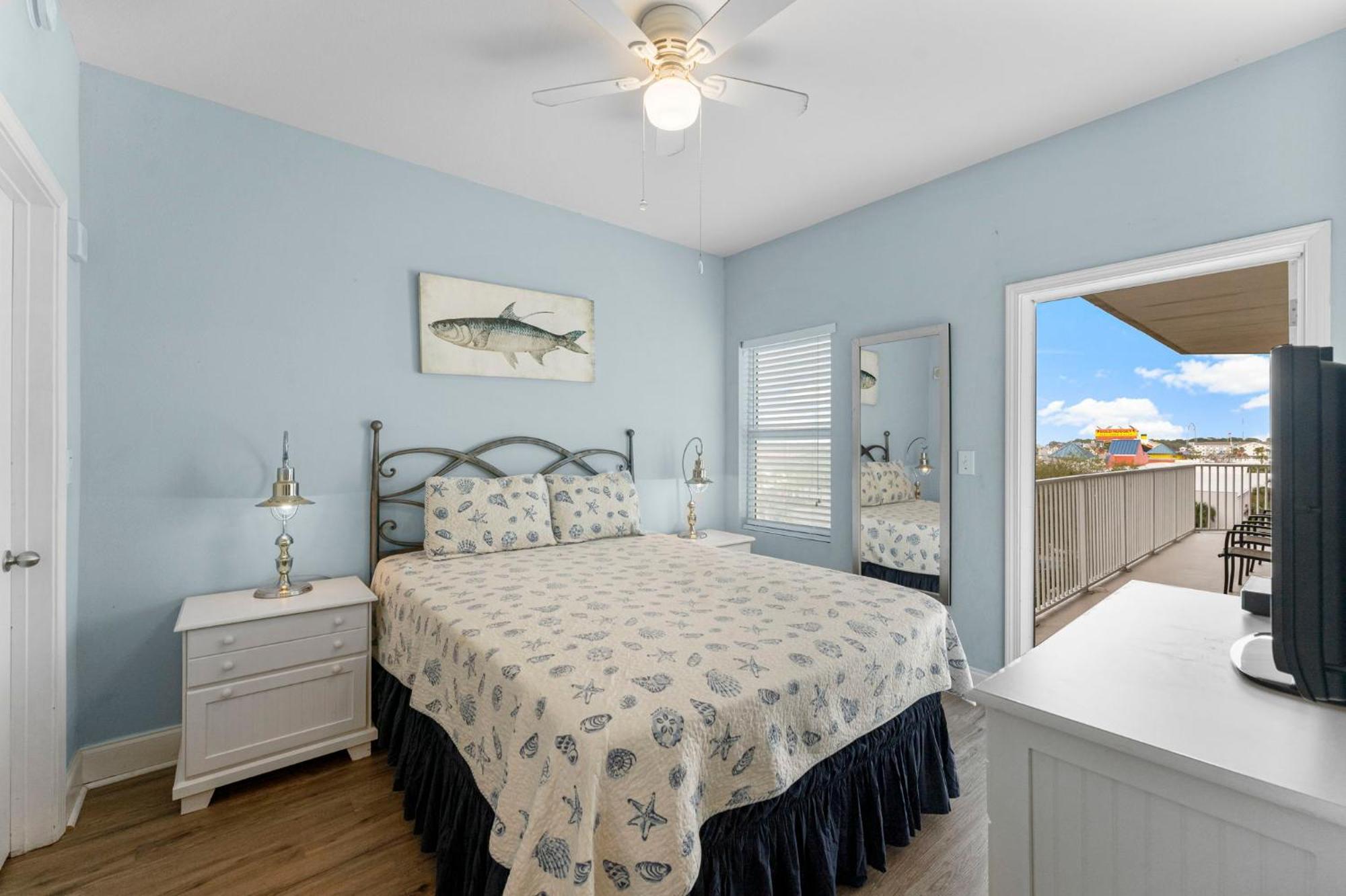 Laketown Wharf #338 By Nautical Holiday home *